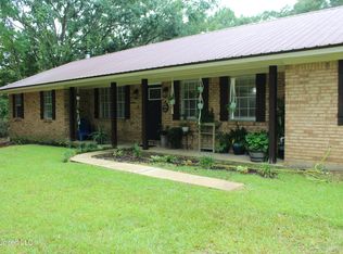 7230 Big Island Rd, Moss Point, MS 39562