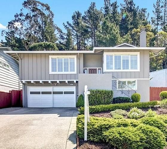 1st image of 3651 Sneath Ln