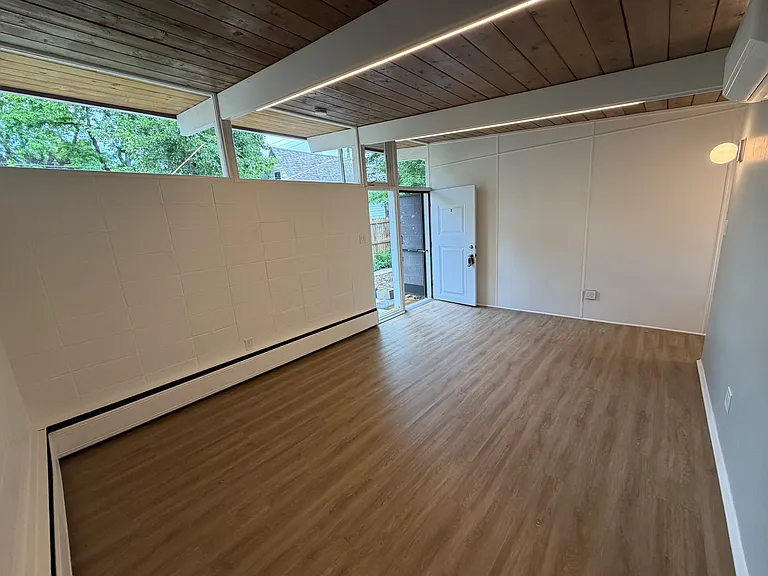 1063 Clayton St #D — Photo 2