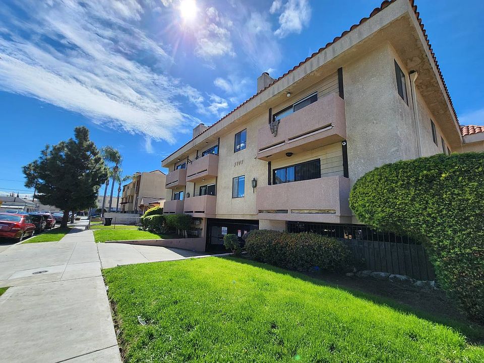 1st image of 3747 Kelton Ave