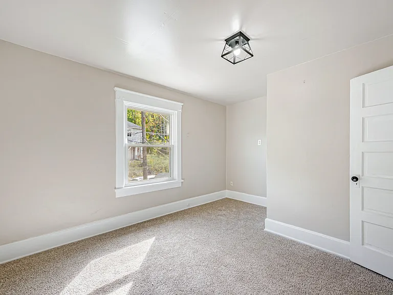 1120 Wade St — Photo 8
