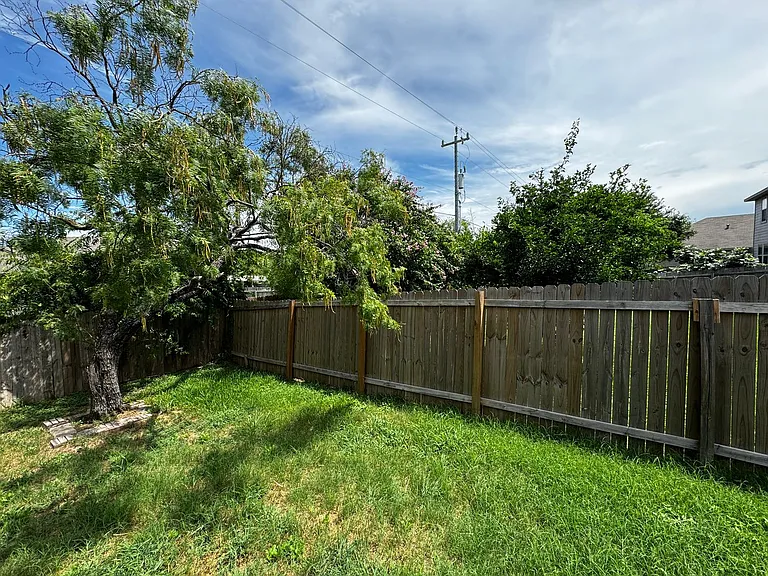 9016 Dublin Grn — Photo 24