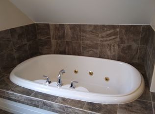 214 Stanford Ave, Schenectady, NY 12304