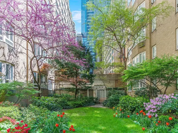 333 West 57th Street image 13 of 20