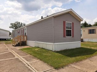 46000 Geddes Rd TRAILER 82, Canton, MI 48188