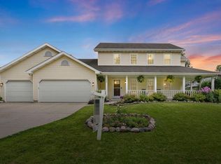 1109 McLean Dr, Madison, WI 53718