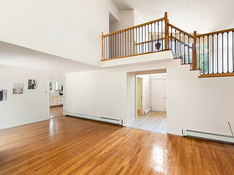 164 Wilshire Dr — Photo 7