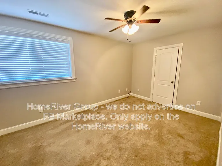 5721 Caney Ridge Cir — Photo 20