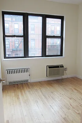 Rented by City Connections Realty | media 29