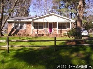 220 Fairway Dr, Greenville, NC 27858