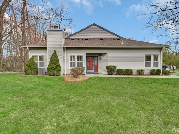 341 Sunshine Ct, Englishtown, NJ 07726