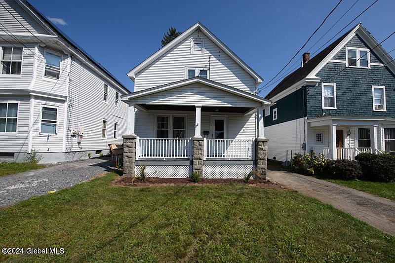 2nd image of 413 Eleanor Street