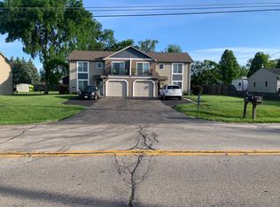 685 N Cogswell Dr UNIT 4, Silver Lake, WI 53170