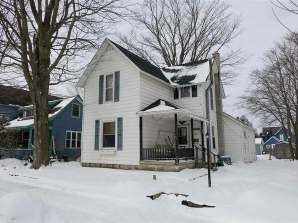 516 Wachtel Ave, Petoskey, MI 49770