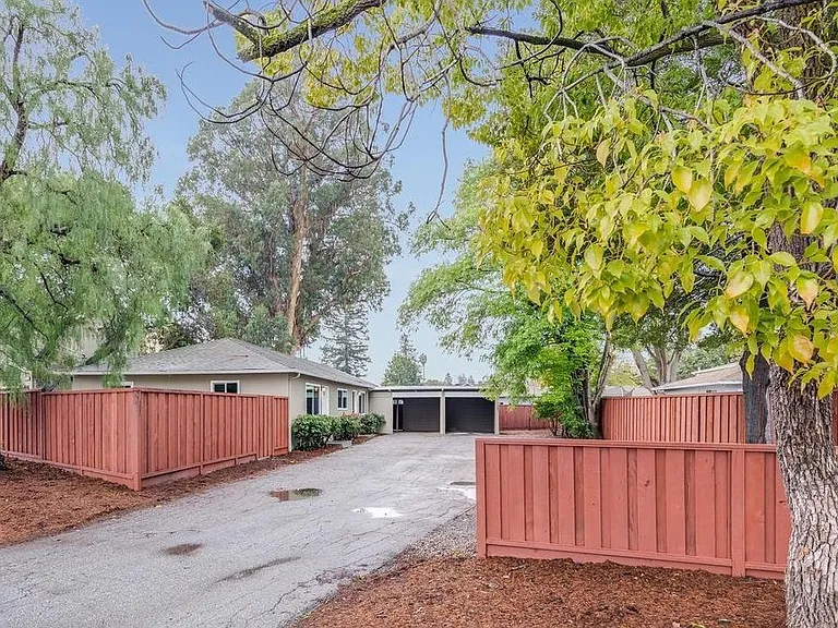 1382 Valota Rd — Photo 19