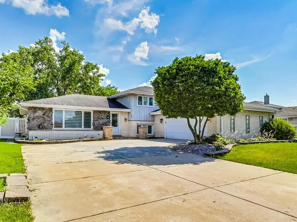 7833 Sycamore Dr, Orland Park, IL 60462