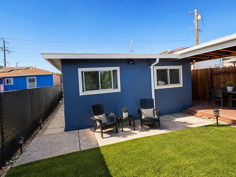 2122 Florida Ave — Photo 5