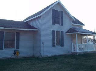 211 E 7th St, Warren, IN 46792