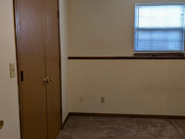 514 Cantebury Dr #C — Photo 7