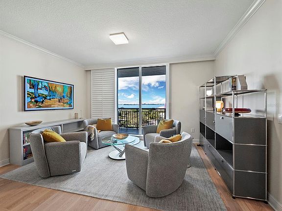 5th image of 800 N Tamiami Trl Unit 711