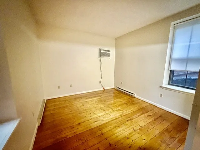 26 Beacon St #3 — Photo 7