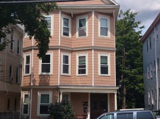 62 Calumet St, Roxbury, MA 02120