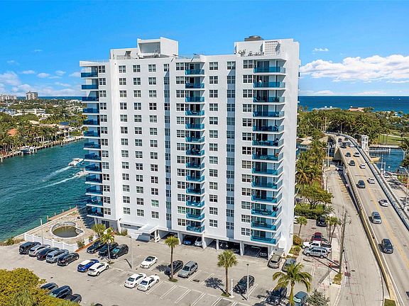 2nd image of 2639 N Riverside Drive #1005