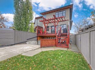 933 E 29th St NW, Calgary, AB T2N2T6
