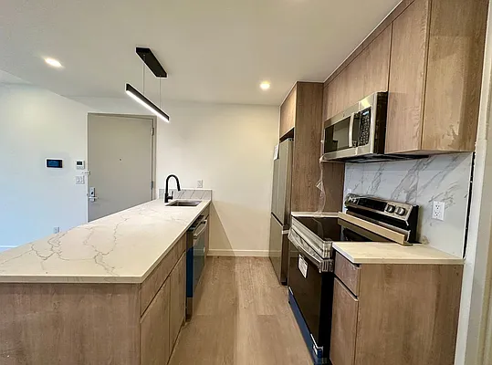 Rented by JB Mac Real Estate Inc. | media 8