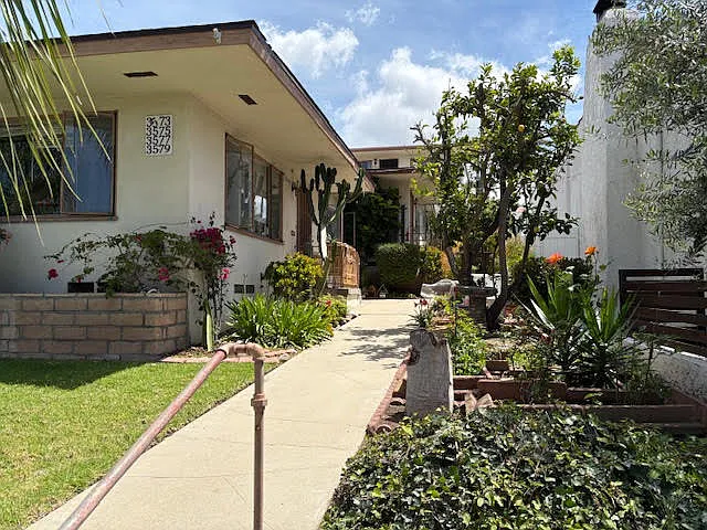 3577 Villa Ter — Photo 18
