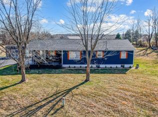1129 Waynoka Dr, Lake Waynoka, OH 45171