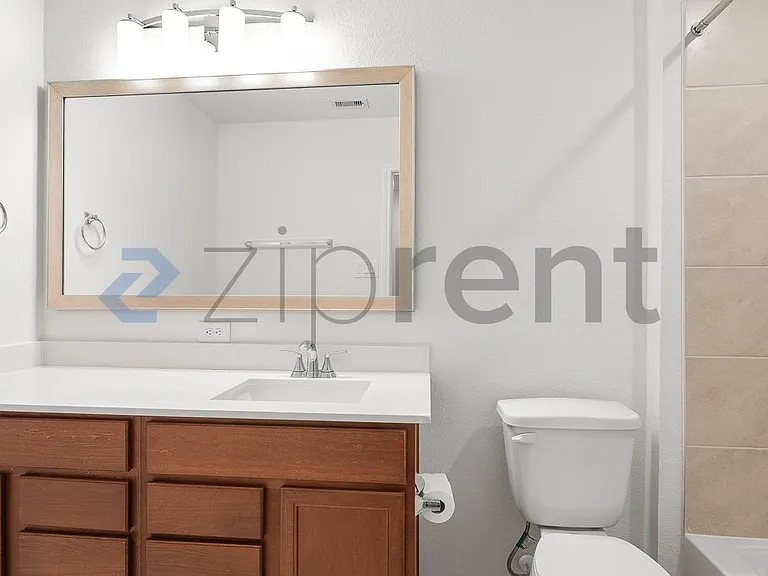 2845 Shimmer Edge Dr — Photo 24