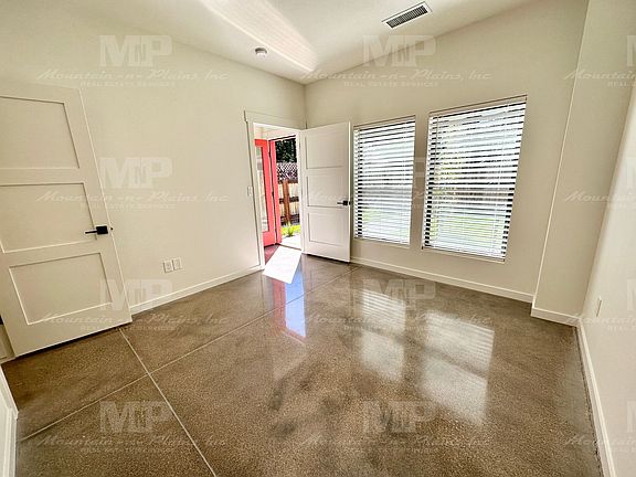 5th image of 301 Parker St #A