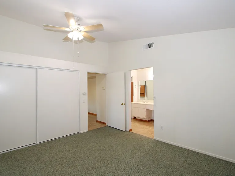 10770 Deerfield Dr — Photo 11