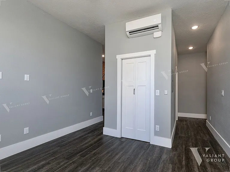 806 South Ave — Photo 33