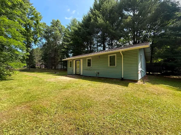 1469 Evergreen Ct, Adams, WI 53910