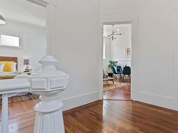 3rd image of 378 San Carlos St