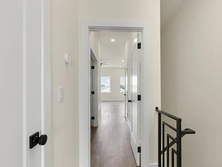 2719 Lefevre St — Photo 8