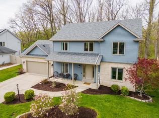 2202 Blue Harbor Dr, Fort Wayne, IN
