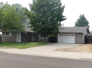 8037 Gladstone Ave, White City, OR 97503