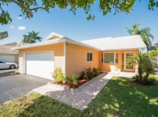 8211 SW 41st Ct, Davie, FL 33328