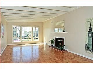 5th image of 83 Oceanside Dr