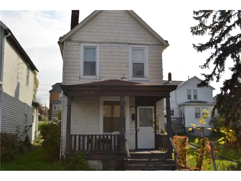 522 Ridge Ave photo 1