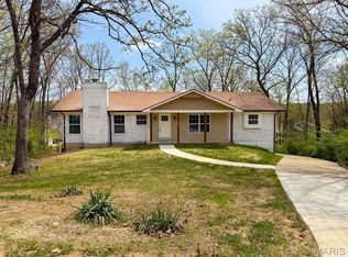 9748 Lee Dr, Hillsboro, MO 63050
