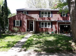 1985 10th St, Rensselaer, NY 12144