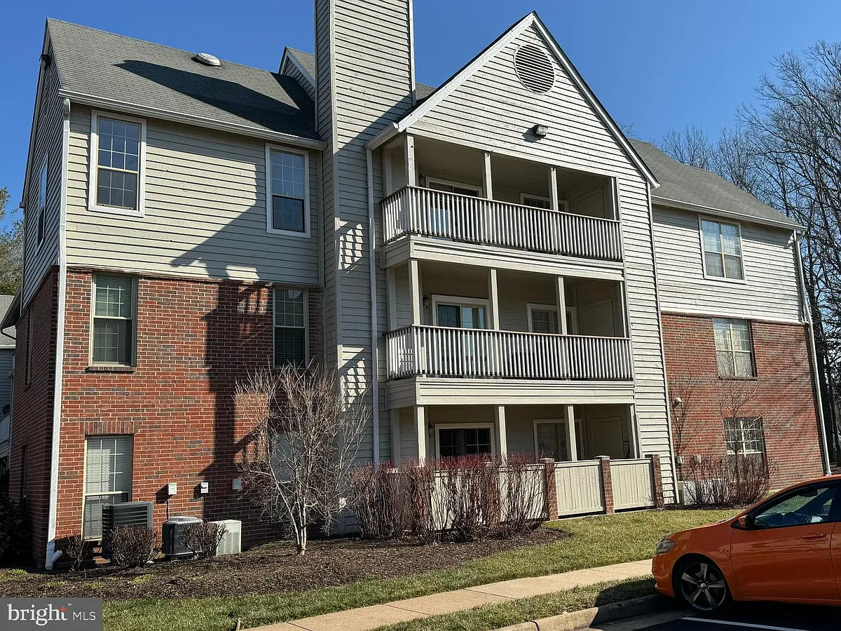 Building Photo - 12151 Penderview Ln #2038