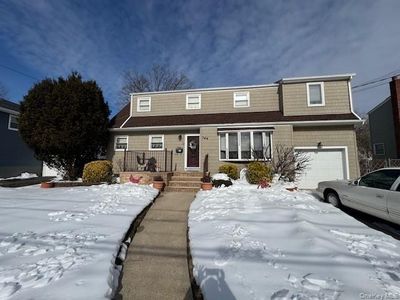 344 Rose Street, Massapequa Park, NY, 11762