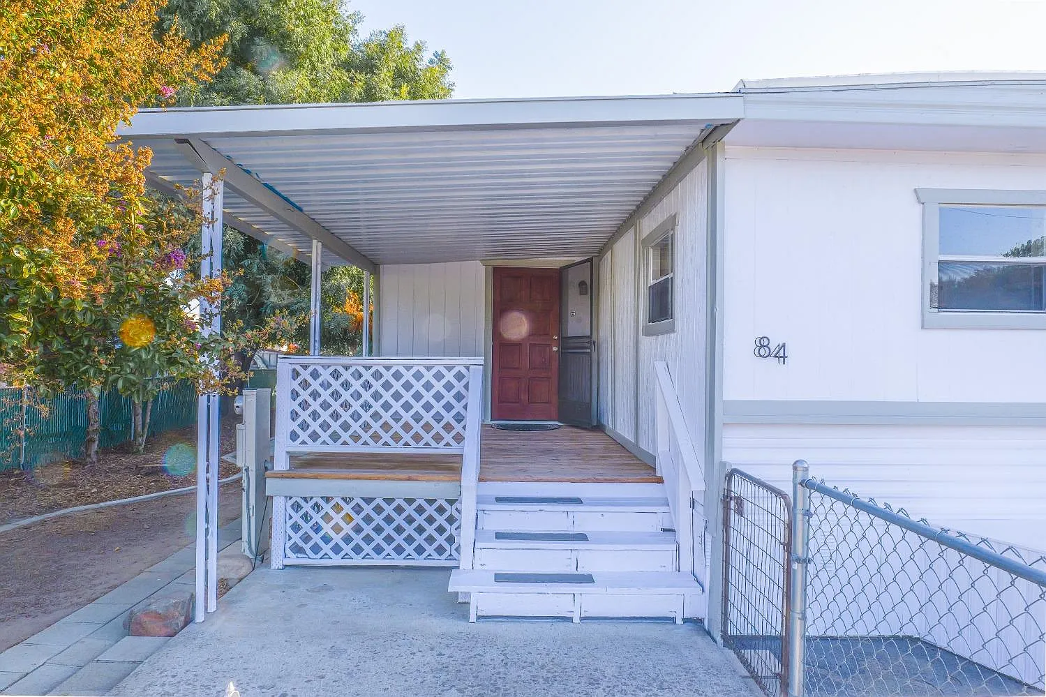 7676 N Fresno St Space 84 photo 1