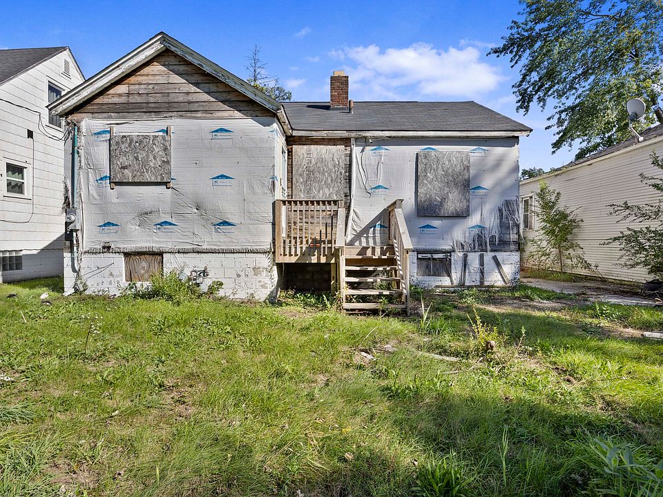 2nd image of 322 Clark Rd