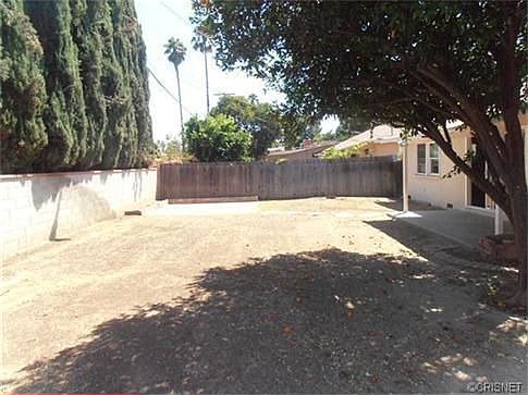 4th image of 7326 Leescott Ave